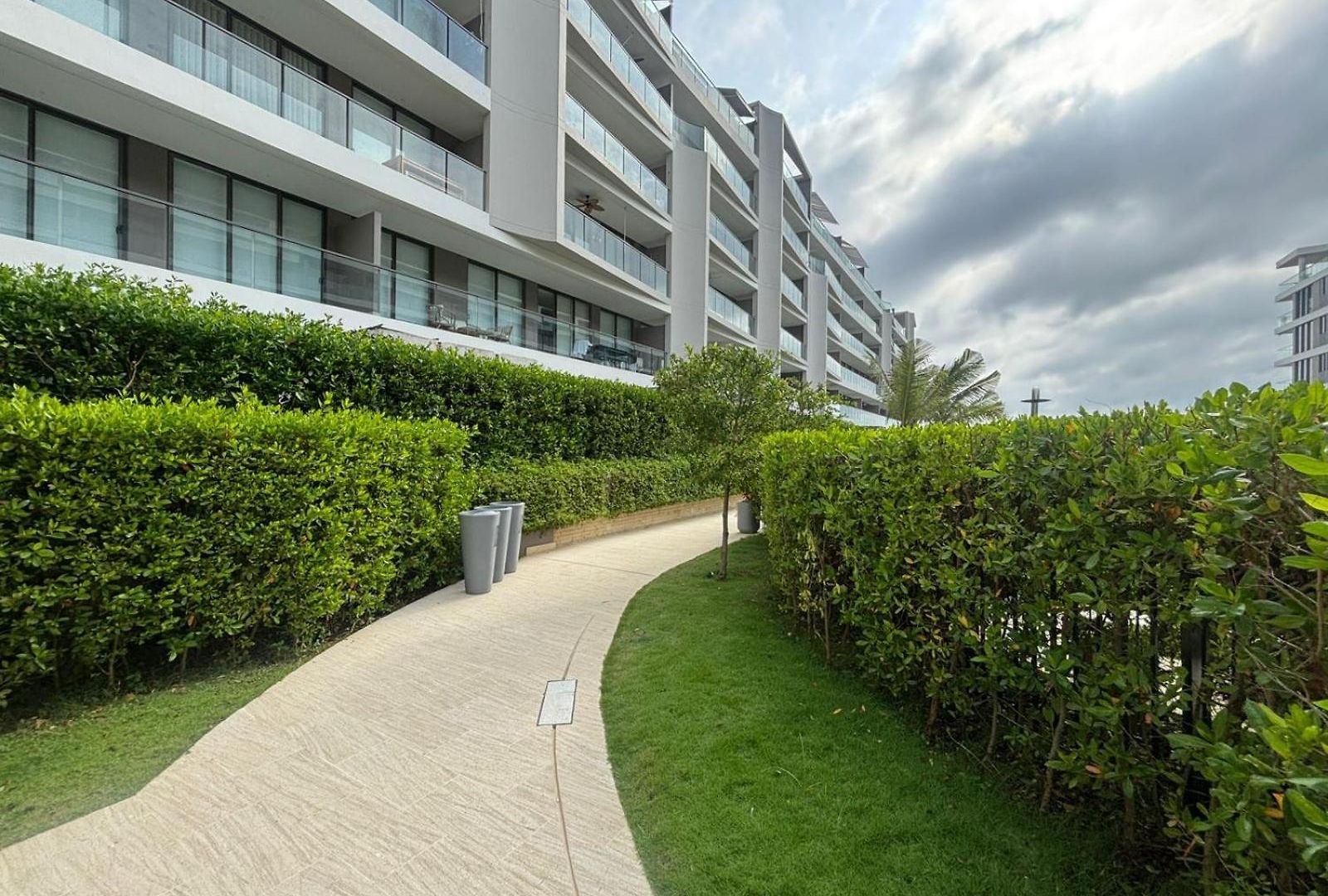 Beachfront Morros Eos *