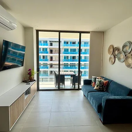 Apartamento Beachfront Morros Eos