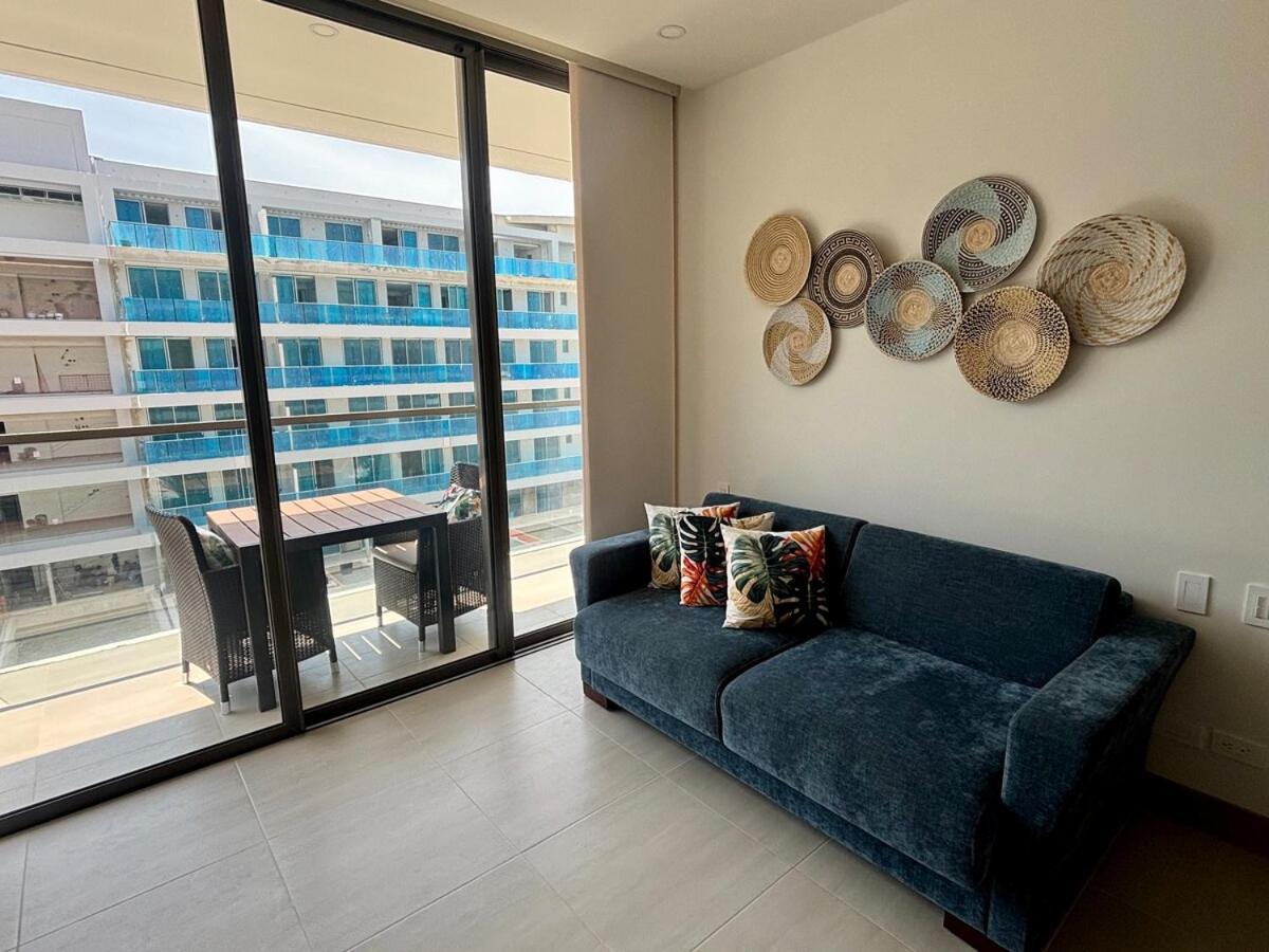 Beachfront Morros Eos