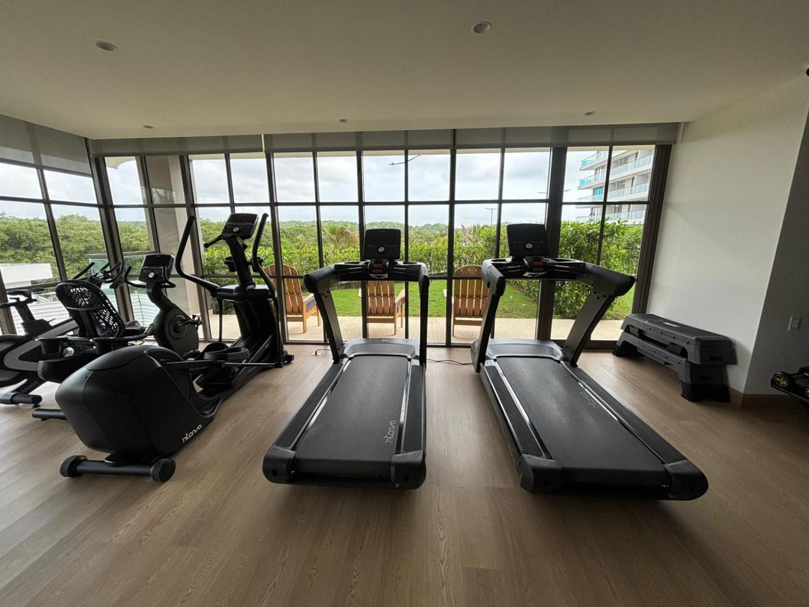 Beachfront Morros Eos *